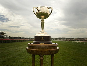 Melbourne Cup Trophy On a World Tour Melbourne Cup Trophy On a World Tour